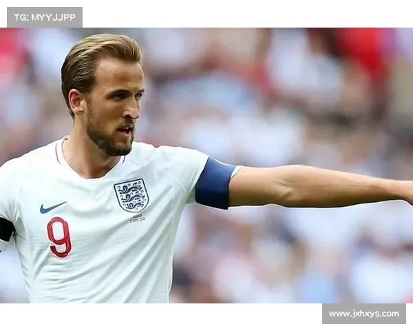 如何准确查询英格兰球员哈里凯恩首次入选国家队的具体时间与相关资料